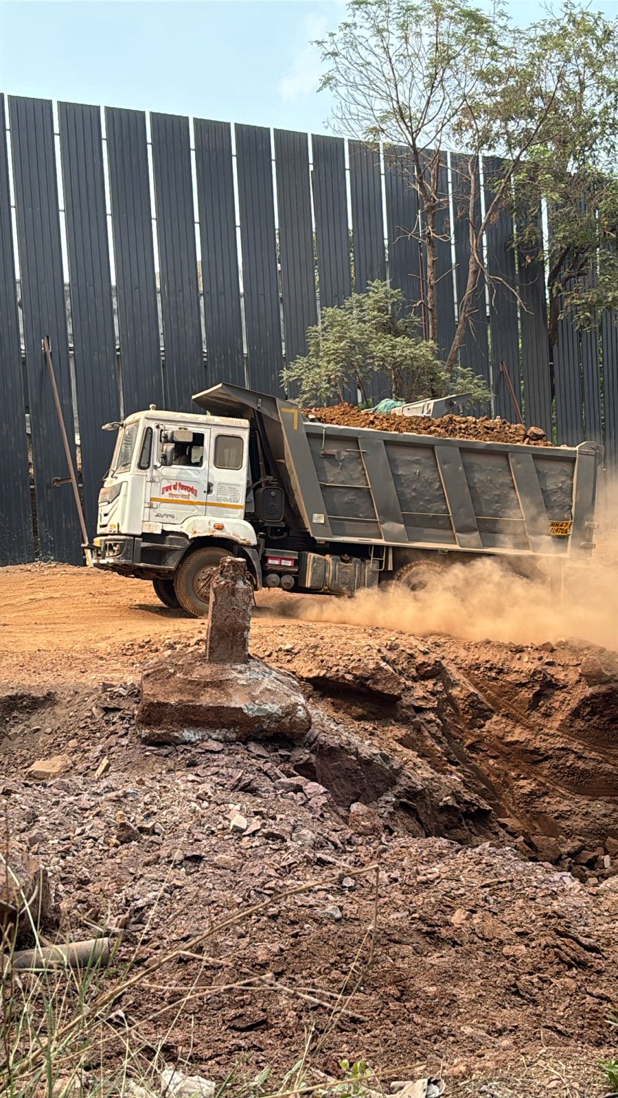 Trimurti Transport image 3